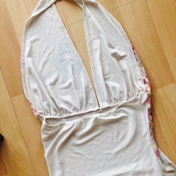 🌸🌷 Halter Neck Floral Top Plunging Neckline - Picture 6 of 6